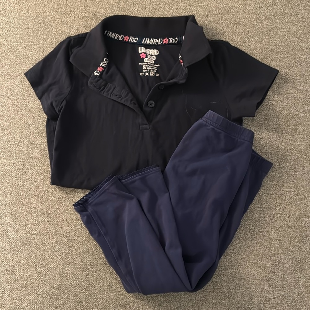 5/$15- Girl’s outfit size 6